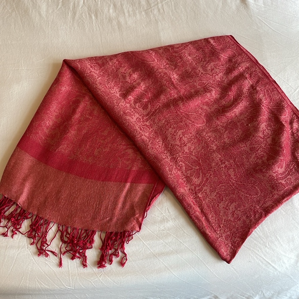Patterned Scarf - Picture 3 of 4